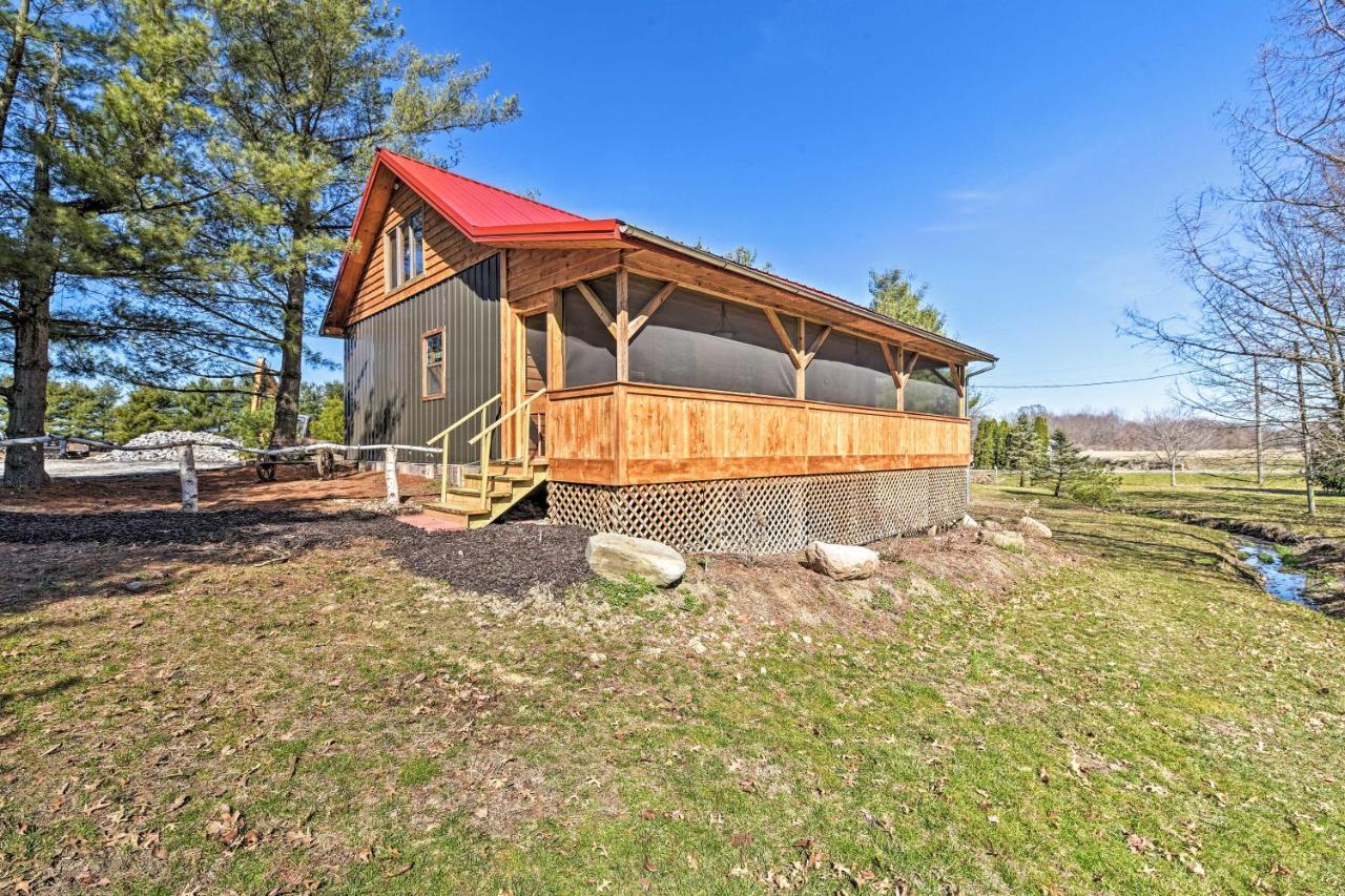 Honey House Cabin - A Quiet Countryside Retreat! Nappanee Экстерьер фото