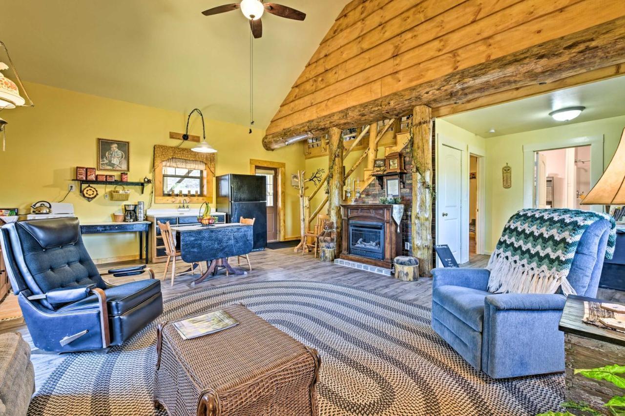 Honey House Cabin - A Quiet Countryside Retreat! Nappanee Экстерьер фото
